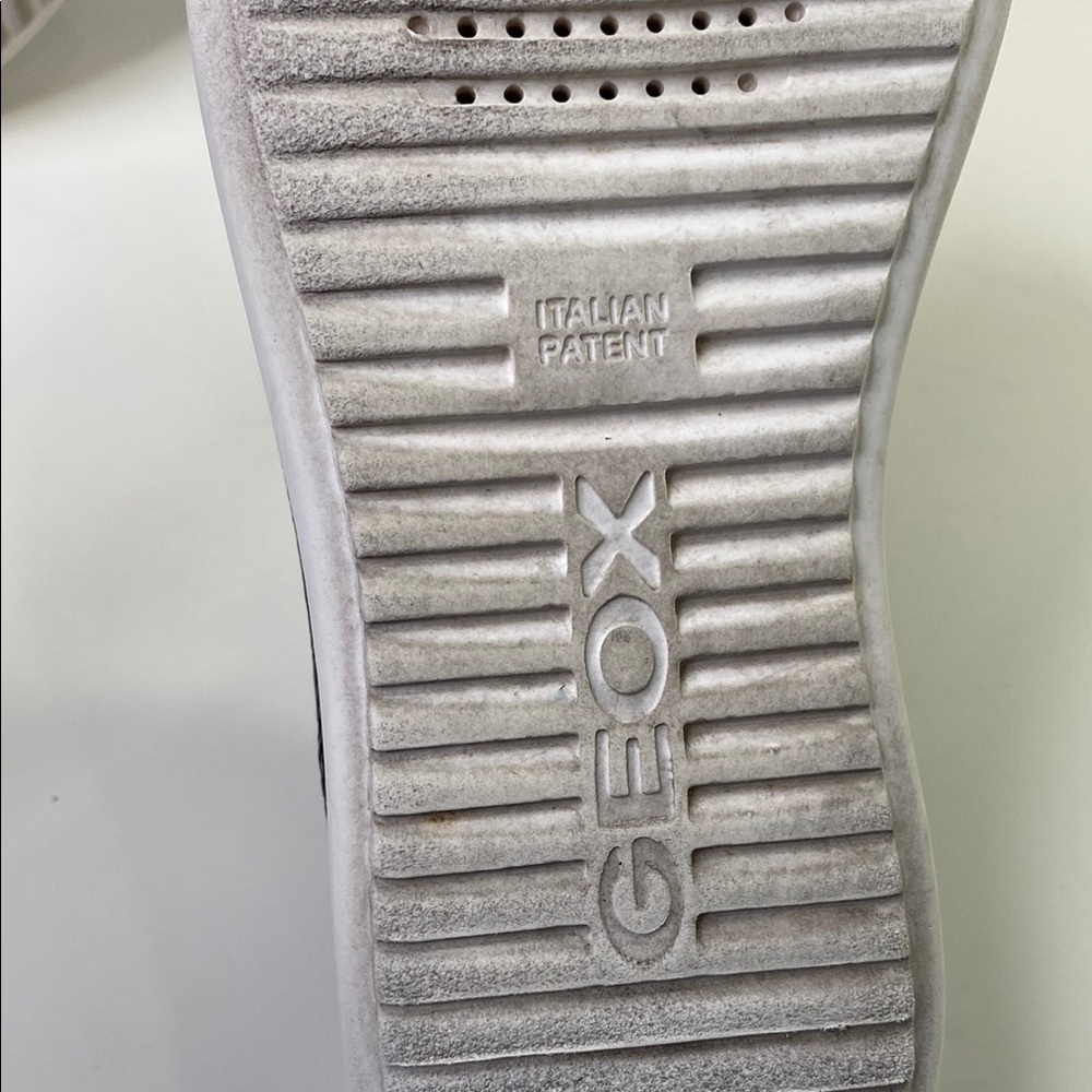 Geox Python Embossed Navy And Silver Sneakers Siz… - image 7